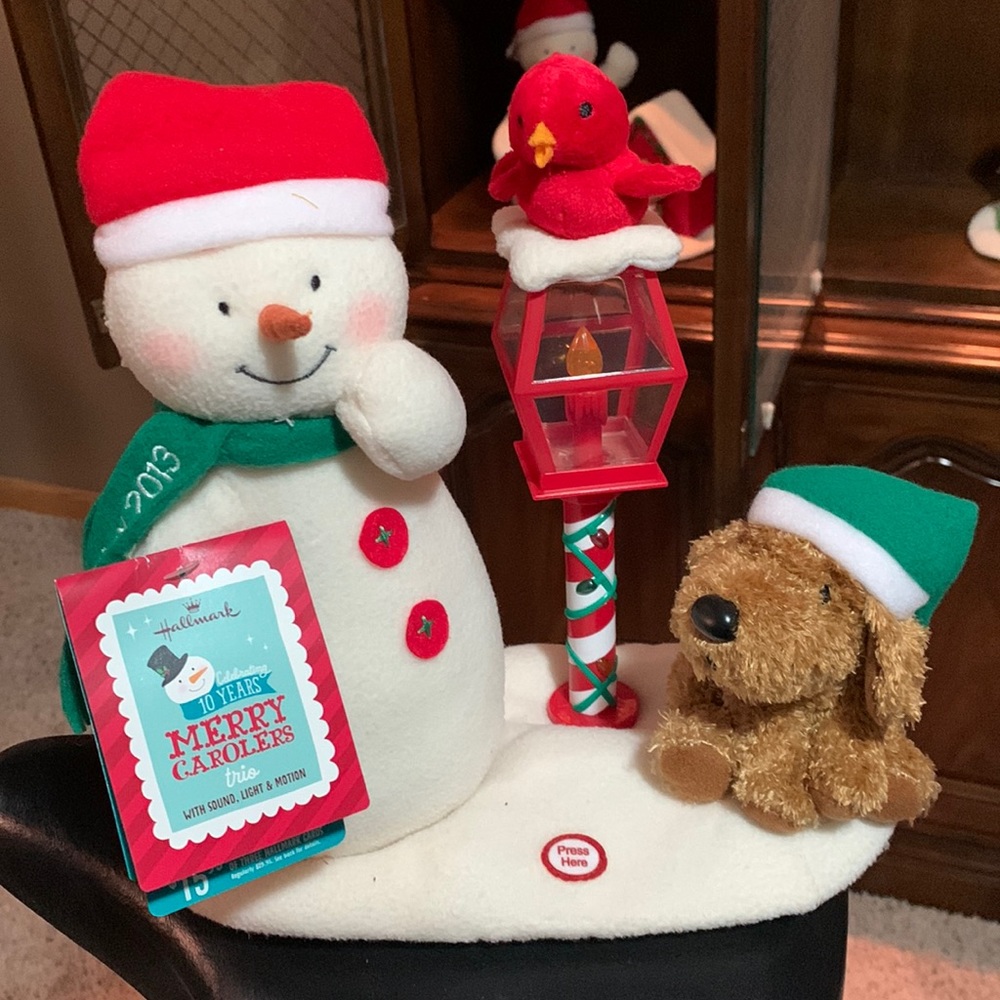 2013 Hallmark singing snowman and dog